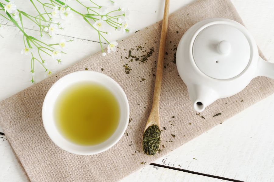 Các hợp chất chứa trong trà xanh tốt cho hệ tiêu hóa