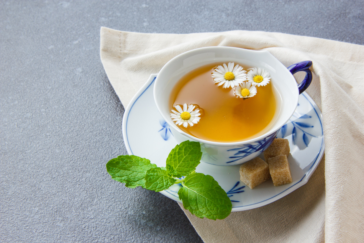 các loại trà giúp đẹp da, trẻ hóa