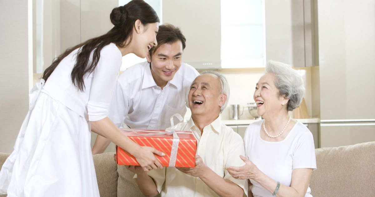 quà vu lan tặng bố mẹ vợ, bố mẹ chồng