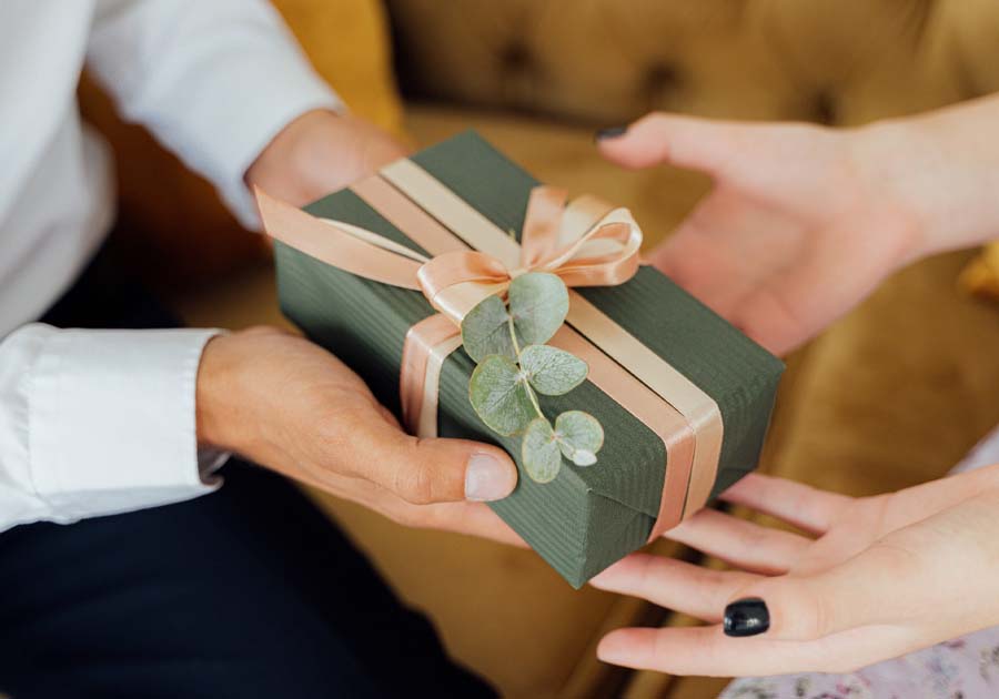 _Quà 20_11 tặng cô giáo về hưu, quà tặng 20_11, quà tặng ý nghĩa, hoa tặng cô giáo