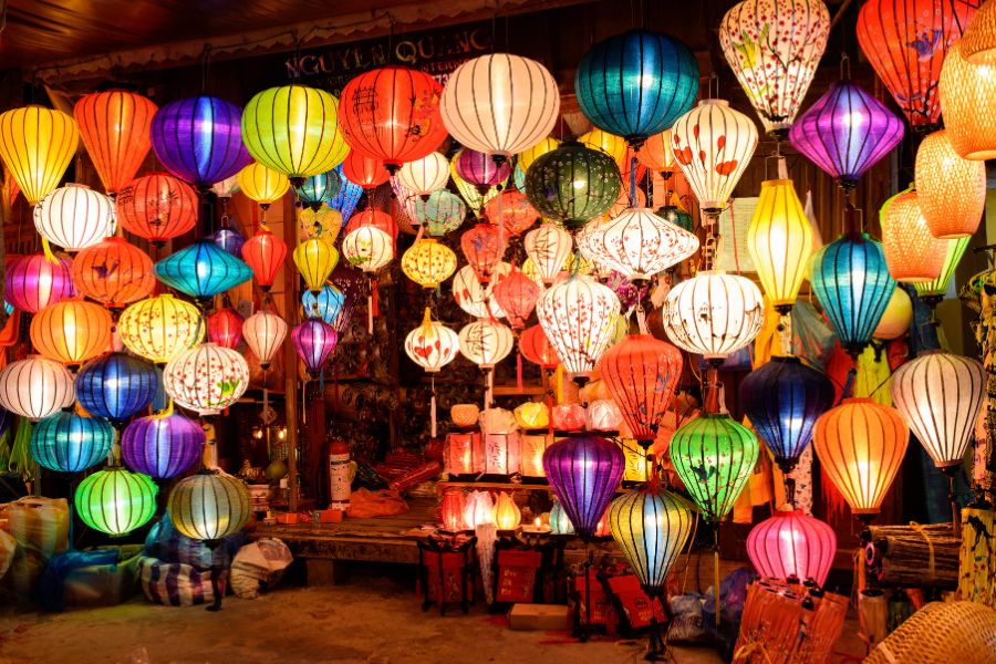 Mua gì ở Hội An? Gợi ý 9 quà lưu niệm Hội An đậm dấu ấn Việt