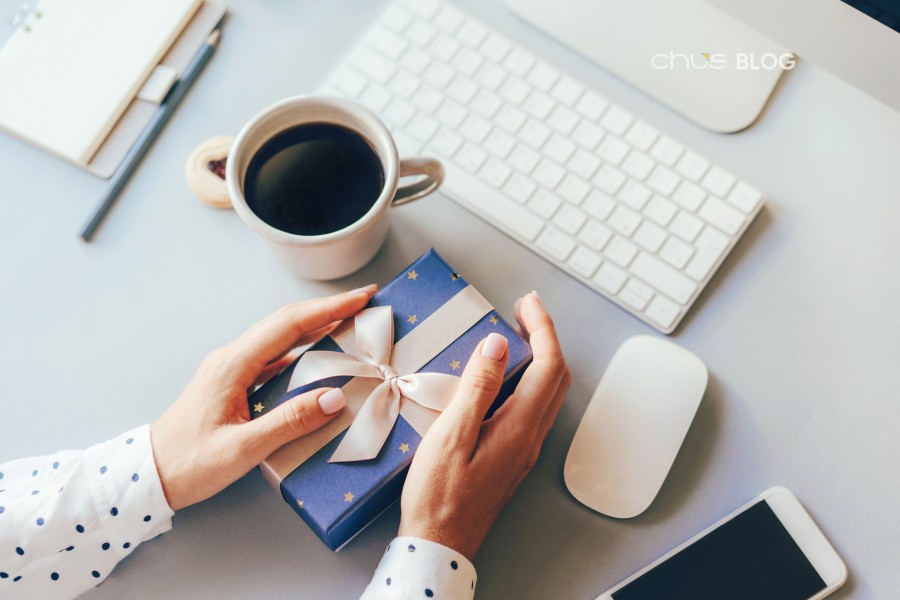 How to Keep Customers with Gifts