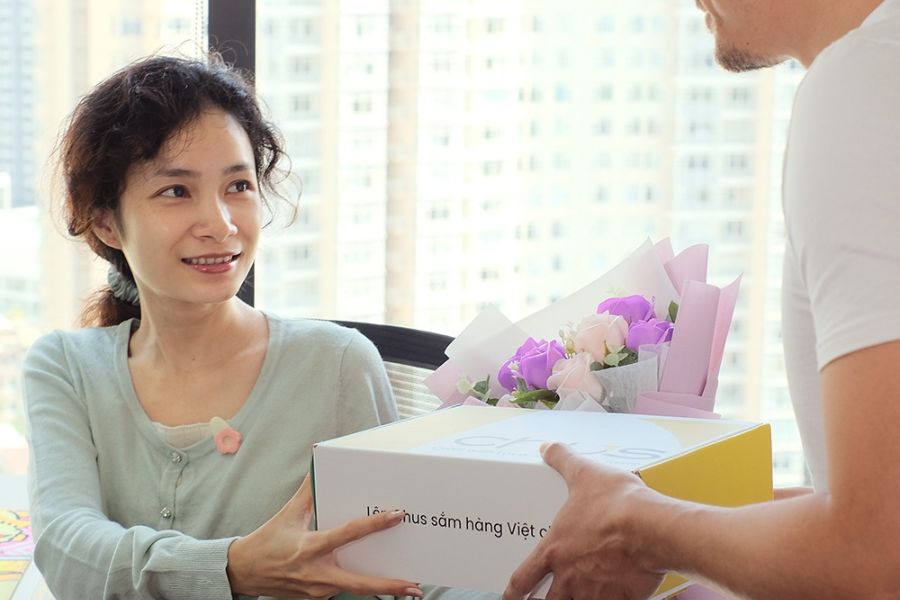 Farewell Gifts for Coworkers: Meaningful & Tasteful Ideas