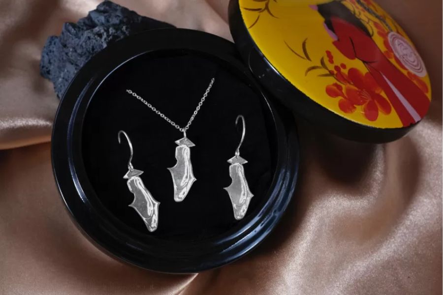 Top đồ lưu niệm Việt Nam dễ mang và ý nghĩa cho người nước ngoài