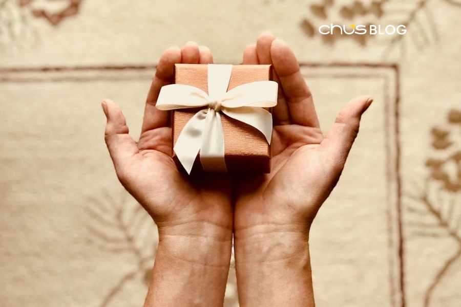 Why You Should Give Gifts to Women Beyond Special Occasions