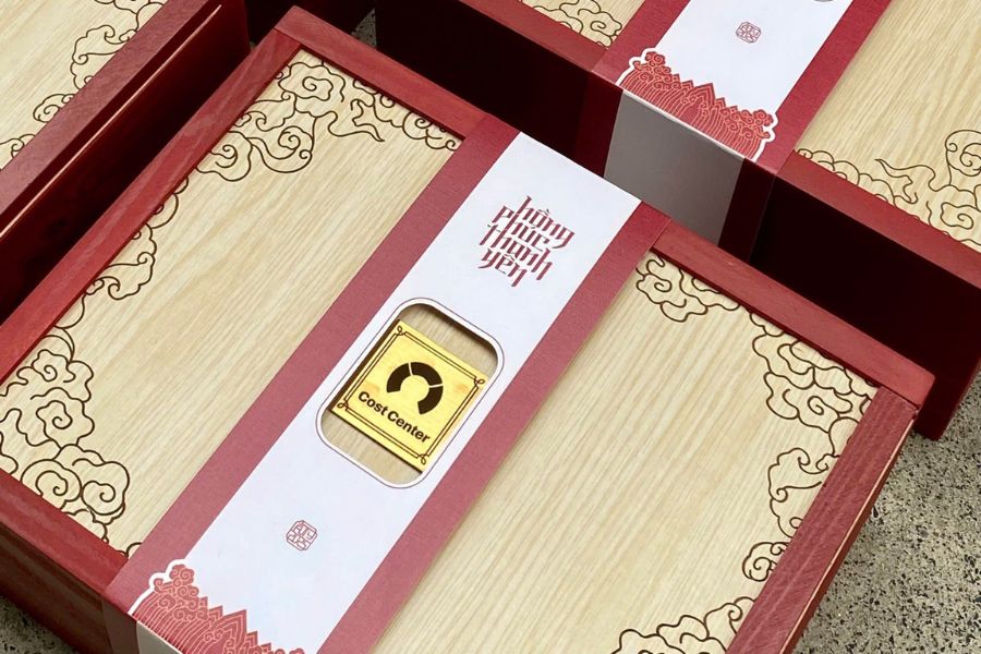 Quà tặng doanh nghiệp cá nhân hóa: Giải pháp ghi dấu ấn thương hiệu