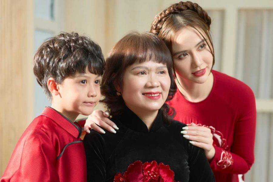 20/10 cho mẹ trọn vẹn đi đâu làm gì viết gì và chọn quà tinh tế?