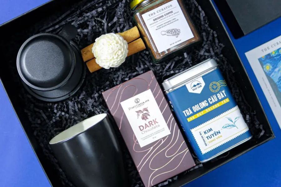 Birthday Gifts For Boyfriend By Age: Thoughtful Ideas With Heartfelt Wishes