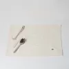 khăn ăn trơn nút gỗ dừa, vải bamboo linen, phong cách tối giản, thiết kế hiện đại, may đo thủ công, sản phẩm chất lượng
