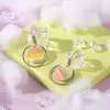hoa tai đất sét hình tròn, kiểu dáng đơn giản và đầy màu sắc, cảm giác nhẹ nhàng và thanh thoát, điểm nhấn cá tính và phong cách