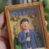 Tranh Đất Sét Theo Yêu Cầu, Cỡ Nhỏ, Ảnh Người Và Thông Điệp Tự Chọn, Tối Đa 4 Người, Tranh Đất Sét Cá Nhân Hóa, Quà Tặng Cá Nhân Hóa, Quà Cưới