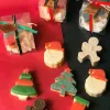 Xà Phòng Thủ Công Phong Cách Noel đứng trong Hộp Quà Mica đẹp mắt, xà phòng sử dụng nguyên liệu thiên nhiên, lý tưởng để làm Quà Tặng Giáng Sinh