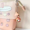 Móc khóa Mèo Nón Lá đất sét thủ công là mẫu móc chìa khóa cao cấp, được thực hiện tỉ mỉ làm nên một món quà Việt Nam thú vị hay đơn giản là một món quà thủ công đáng yêu cho bạn bè