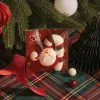 Nam Châm Trang Trí Chủ Đề Noel với ngoại hình đáng yêu sẽ là món phụ kiện trang trí giáng sinh bắt mắt, hay đơn giản là một món quà giáng sinh nho nhỏ nhưng đầy yêu thương