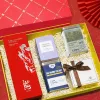 Set Quà Tết "Lạc Hồng" ôm trọn tinh hoa Tết Việt với hộp quà sang trọng, bao gồm rượu, cà phê, trà, mật ong và socola, là món quà Tết doanh nghiệp thượng hạng, mang đến những lời chúc tốt đẹp và sự trân trọng trong dịp đầu xuân
