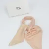 Khăn Lụa Vuông Be Gừng là dòng khăn thủ công tơ tằm tự nhiên, phù hợp làm quà tặng cho nữ, quà Việt Nam cho khách nước ngoài