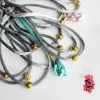 Set Quà "Định Duyên" là món lễ vật đính ước mang ý nghĩa nối kết duyên lành, với sợi Đồng Tâm Kết và liễn thư, là quà Valentine độc đáo và quà tặng phong thủy đầy ý nghĩa.