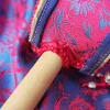 Hộp Quà Trống Bỏi Lục Lạc Trường An – Phiên Bản Tử Xích gói trọn vẻ đẹp truyền thống trong từng chi tiết, mang đến chiếc trống lắc cầm tay đầy hoài niệm, vừa là quà Việt Nam ý nghĩa, vừa là món quà nghệ thuật độc đáo dành cho bé.