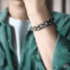 Vòng Tay Thủ Công Lễ Hội với những đường nét đầy niềm vui, mang phong cách vintage thủ công, thiết kế unisex và là phụ kiện tinh tế – lựa chọn lý tưởng làm quà sinh nhật cho nữ hay quà cho nữ đầy cảm hứng.