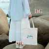 Chiếc Túi Tote Thêu Tên Theo Yêu Cầu không chỉ là món phụ kiện đậm chất riêng, mà còn được làm từ canvas bền bỉ, tích hợp khóa kéo tiện lợi giúp bảo quản đồ đạc an toàn. Đây sẽ là quà tặng cá nhân hóa ý nghĩa, thích hợp làm quà sinh nhật độc đáo dành cho những người trân quý!