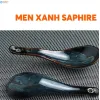 Thìa Gốm Sứ Hỏa Biến Dáng Cong, thăng hạng từng bữa ăn với sự tinh tế của muỗng gốm Bát Tràng cao cấp, là phụ kiện nhà hàng độc đáo và món quà lưu niệm Việt Nam ý nghĩa.