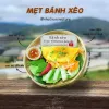 The Vietnamese Food Round Tray Magnet from the Little Vietnam Collection is a beautifully crafted Vietnamese-themed refrigerator magnet, making it a perfect handmade souvenir and a unique Vietnamese souvenir to cherish the flavors of Vietnam.