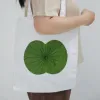 Túi tote lá sen – túi xách vải trang trí lá sen thật, dịu dàng khắc dấu thiên nhiên, nhẹ nhàng và bền bỉ, quà tặng từ lá sen và quà lưu niệm Việt Nam tinh tế