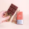 Socola sữa 57% 40gr với vị ngọt ngào và đậm đà khó cưỡng, socola Đắk Lắk đậm đà từ cacao nguyên chất mang hương vị Việt Nam đặc sắc làm quà tặng đặc sản Việt Nam