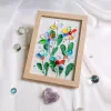 Khung tranh thủy tinh biển họa tiết hoa cỏ, mang vẻ đẹp tinh khiết đầy mê hoặc - tranh thủ công từ chất liệu biển, quà tân gia cao cấp, quà lưu niệm nghệ thuật.