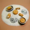 "Scented Voyage" Mid-Autumn gift box revives childhood flavors with 6 mooncakes, pia cakes, and wine, making it an elegant premium set for corporate gifting and high-end presents.