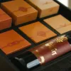 "Scented Voyage" Mid-Autumn gift box revives childhood flavors with 6 mooncakes, pia cakes, and wine, making it an elegant premium set for corporate gifting and high-end presents.