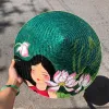 Nón lá cỏ bàng vẽ tay chủ đề hoa, mang nét duyên nhẹ nhàng và tinh tế, là món quà lưu niệm thủ công Việt Nam ý nghĩa.