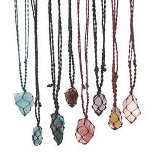 vòng cổ đá phong thuỷ, mang đến năng lượng tốt, vòng thủ công, đá tự nhiên, ý nghĩa mang đến sự sung túc và khỏe mạnh