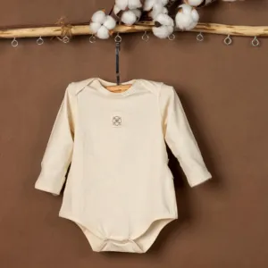 organic cotton baby bodysuit, made of breathable cotton fabric, safe for sensitive baby skin, lovely gift for babies
