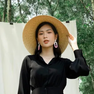 “2 tone oval donut” clay earrings, large round design, trendy and contemporary style, stylish two-tone design, high durability