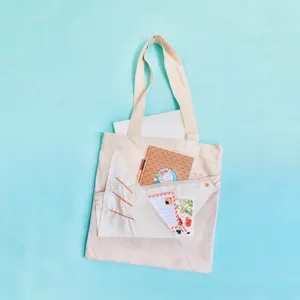 "túi origami handmade, họa tiết chim hạc khổng lồ, phong cách thời trang phá cách, độc đáo, phối được đa dạng outfit
"