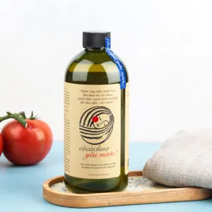 nước lau nhà từ enzyme cà chua, làm sạch nhanh chóng, loại bỏ mùi hôi, hương thơm tự nhiên từ tinh dầu chanh, an toàn và lành tính