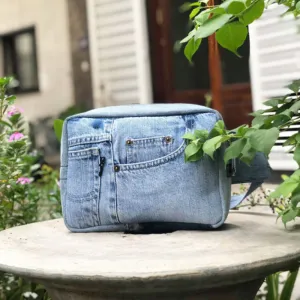 light blue box denim crossbody fanny pack from old jeans, saddle bag style, highly versatile, classic color, simple and practical design