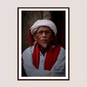 “champa old man” photograph, portrait photo of a high-ranking monk, deeply imbued with the artistic culture of vietnam