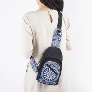 ba lô đeo chéo thổ cẩm phối linen, nghệ thuật batik tcbls026, độ bền cao, thiết kế độc đáo, phong cách trẻ trung và tinh nghịch