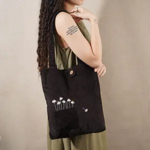"túi tote linen “nàng “ thêu tay, phong cách thơ mộng và trang nhã, khoang túi rộng rãi, đựng được nhiều đồ
, thiết kế, tạp hóa ú, chus"