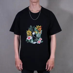 tropical bird hand-embroidery t-shirt, short-sleeved cotton t-shirt, sweat-absorbing t-shirt, handcrafted embroidery