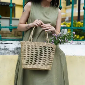 túi cói lưới tối giản, thiết kế tối giản, phù hợp nhiều trang phục, phụ kiện đi biển hoặc dạo phố, chất liệu thân thiện môi trường