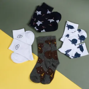 set of 4 pairs of socks with different design, sock set for gifting friends, unique patterned socks, thick high socks, cute patterned socks