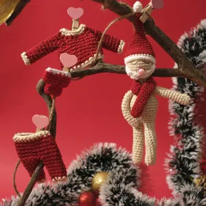 santa-boy garland, made of cotton yarn, unique design, intricate crochet technique, handmade product