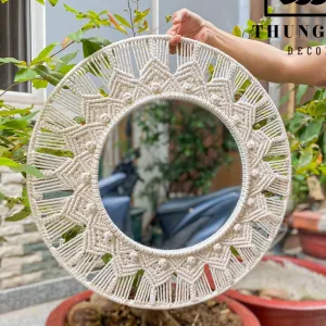 gương macrame, thiết kế tinh tế, phong cách bohemia hay vintage, mộc mạc và sang trọng, đồ thủ công mỹ nghệ, trang trí nhà cửa