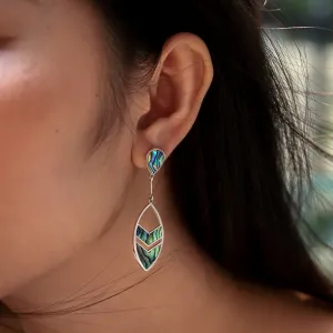 leaf shaped earrings, summer calling collection, long leaf patterns, beautiful color-changing effect, enhances the graceful look