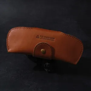 vachetta glasses case, soft and lightweight vachetta leather material, beautiful shine, high durability, protects glasses from scratches
