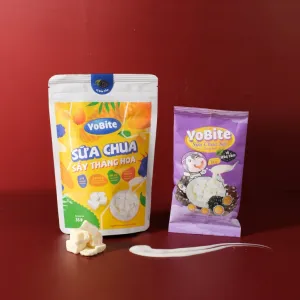 mulberry flavored freeze dried yogurt cubes, dried mulberry yogurt, dried fruit yogurt, crispy freeze-dried yogurt, dried yogurt, baby snack