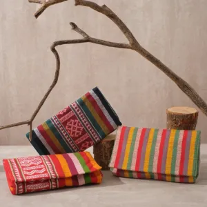 thai folded wallet 02, diverse designs. vibrant colors, harmonious color combination, traditional northwest patterns, handcrafted product